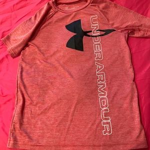 Under Armour boys shirt. Size YLG/G